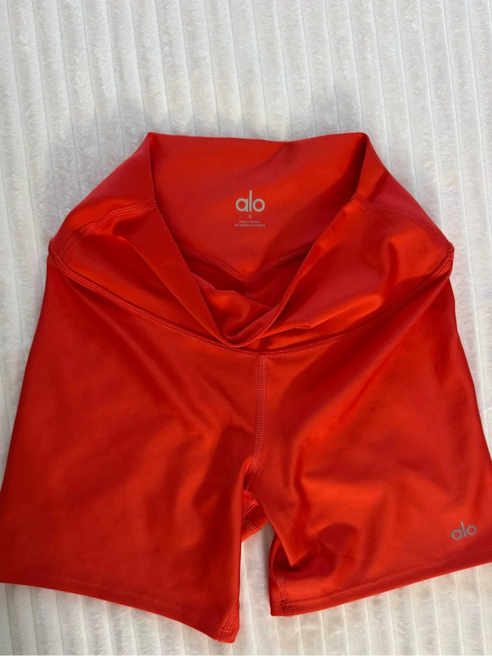 Alo High-Waist Airlift Shorts